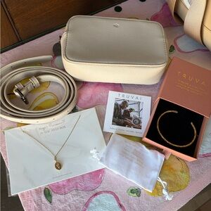 Jillian Harris Jillian Box Accessories Lot Truvai Bracelet Sugar Blossom ELA
